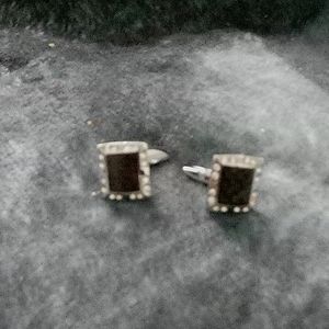 Geoffrey Beene Cuff links